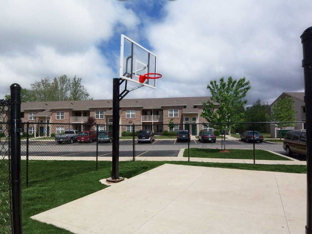 Canterbury House Warsaw Apartments, 100 St Augustine Dr, Warsaw, IN